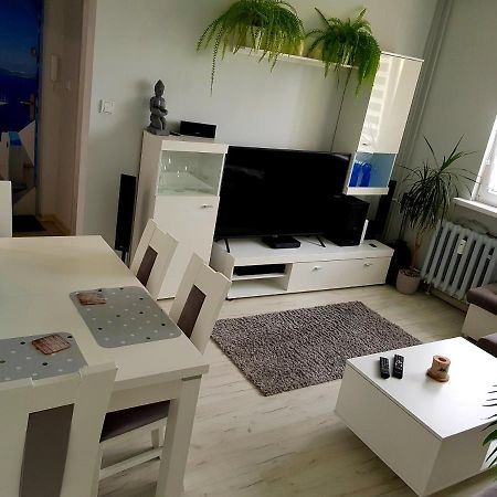Apartament Wagabunda Walbrzych Bagian luar foto