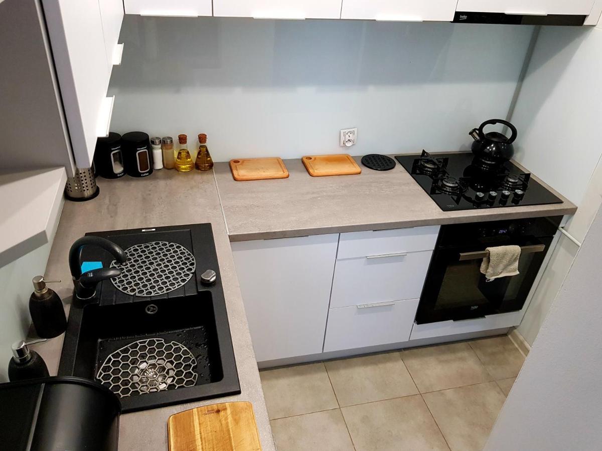 Apartament Wagabunda Walbrzych Bagian luar foto